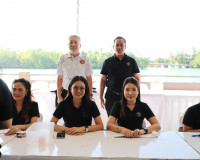 รองผู้ว่าฯ จังหวัดสุราษฎร์ธานี เปิดร้านนาวากาชาด คืนที่สอง ใ ... พารามิเตอร์รูปภาพ 15