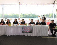 รองผู้ว่าฯ จังหวัดสุราษฎร์ธานี เปิดร้านนาวากาชาด คืนที่สอง ใ ... พารามิเตอร์รูปภาพ 28