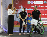 คืนที่สองคึกครื้น! ร้านนาวากาชาดสุราษฎร์ฯ แจกจริง รางวัลใหญ่ ... พารามิเตอร์รูปภาพ 9