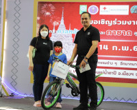 คืนที่สองคึกครื้น! ร้านนาวากาชาดสุราษฎร์ฯ แจกจริง รางวัลใหญ่ ... พารามิเตอร์รูปภาพ 16