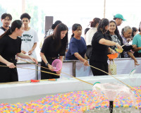 รองผู้ว่าฯ จังหวัดสุราษฎร์ธานี เปิดร้านนาวากาชาด คืนที่สาม ใ ... พารามิเตอร์รูปภาพ 13