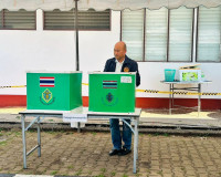 รองผู้ว่าฯ สุราษฎร์ธานี ลงพื้นที่ตรวจเยี่ยมหน่วยเลือกตั้ง ส. ... พารามิเตอร์รูปภาพ 12