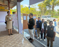 รองผู้ว่าราชการจังหวัดสุราษฎร์ธานี ลงพื้นที่ใช้สิทธิเลือกตั้ ... พารามิเตอร์รูปภาพ 10