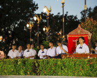 รองผู้ว่าฯ สุราษฎร์ธานี เปิดร้านนาวากาชาด พร้อมรับชมการแสดงน ... พารามิเตอร์รูปภาพ 56