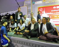 คืนที่หกคึกครื้น! ร้านนาวากาชาดสุราษฎร์ฯ แจกจริง รางวัลใหญ่แ ... พารามิเตอร์รูปภาพ 18