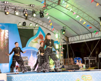 จังหวัดสุราษฎร์ธานี จัดเดินแบบผ้าไทยเพื่อการกุศล “วิจิตรพัสต ... พารามิเตอร์รูปภาพ 47