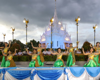 รองผู้ว่าราชการจังหวัดสุราษฎร์ธานี เป็นประธานรับชมการแสดงสมโ ... พารามิเตอร์รูปภาพ 7