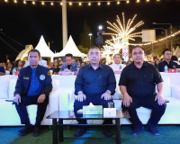 จังหวัดสุราษฎร์ธานีจัดกิจกรรมประกวดร้องเพลงไทยลูกทุ่งท้องที่ ... พารามิเตอร์รูปภาพ 18