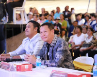 จังหวัดสุราษฎร์ธานีจัดกิจกรรมประกวดร้องเพลงไทยลูกทุ่งท้องที่ ... พารามิเตอร์รูปภาพ 40