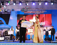 จังหวัดสุราษฎร์ธานีจัดกิจกรรมประกวดร้องเพลงไทยลูกทุ่งท้องที่ ... พารามิเตอร์รูปภาพ 54