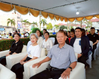 รองผู้ว่าราชการจังหวัดสุราษฎร์ธานี เป็นประธานรับชมการแสดงสมโ ... พารามิเตอร์รูปภาพ 10