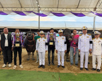 รองผู้ว่าฯ สุราษฎร์ธานี มอบถ้วยพระราชทานฯ ในกิจกรรมการประกวด ... พารามิเตอร์รูปภาพ 9