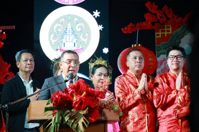 ผู้ว่าฯ สุราษฎร์ธานี เปิดงาน “ไหว้เจ้า เชิดสิงโต แห่มังกร เม ... พารามิเตอร์รูปภาพ 1