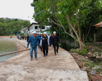 ผู้ว่าฯ สุราษฎร์ธานี ลงพื้นที่ติดตามความก้าวหน้าโครงการพัฒนา ... พารามิเตอร์รูปภาพ 11