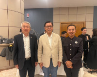 รองผู้ว่าราชการจังหวัดสุราษฎร์ธานี ให้การต้อนรับนายสีหศักดิ์ ... พารามิเตอร์รูปภาพ 1