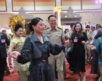 สมเด็จพระเจ้าลูกเธอ เจ้าฟ้าสิริวัณณวรี นารีรัตนราชกัญญา เสด็ ... พารามิเตอร์รูปภาพ 42