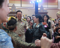 สมเด็จพระเจ้าลูกเธอ เจ้าฟ้าสิริวัณณวรี นารีรัตนราชกัญญา เสด็ ... พารามิเตอร์รูปภาพ 76