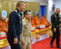 สุราษฎร์ธานีร่วมพิธีทำบุญเจริญพระพุทธมนต์ วันคล้ายวันสถาปนา  ... พารามิเตอร์รูปภาพ 4
