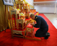 สุราษฎร์ธานีร่วมพิธีทำบุญเจริญพระพุทธมนต์ วันคล้ายวันสถาปนา  ... พารามิเตอร์รูปภาพ 12