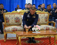 สุราษฎร์ธานีร่วมพิธีทำบุญเจริญพระพุทธมนต์ วันคล้ายวันสถาปนา  ... พารามิเตอร์รูปภาพ 17