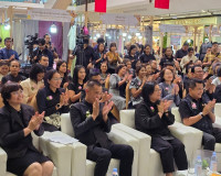 จังหวัดสุราษฎร์ธานีต้อนรับมหกรรม “หม่อนไหมดี 4 ภาค” สืบสานภู ... พารามิเตอร์รูปภาพ 17