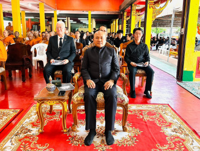 รองผู้ว่าราชการจังหวัดสุราษฎร์ธานี เป็นประธานพิธีสวดพระพุทธม ... พารามิเตอร์รูปภาพ 1