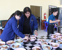 ผอ.สำนักงานสลากกินแบ่งรัฐบาลนำคณะลงพื้นที่อำเภอดอนสักจัดกิจก ... พารามิเตอร์รูปภาพ 15