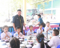 ผอ.สำนักงานสลากกินแบ่งรัฐบาลนำคณะลงพื้นที่อำเภอดอนสักจัดกิจก ... พารามิเตอร์รูปภาพ 33