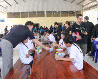 ผอ.สำนักงานสลากกินแบ่งรัฐบาลนำคณะลงพื้นที่อำเภอดอนสักจัดกิจก ... พารามิเตอร์รูปภาพ 53