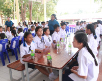 ผอ.สำนักงานสลากกินแบ่งรัฐบาลนำคณะลงพื้นที่อำเภอดอนสักจัดกิจก ... พารามิเตอร์รูปภาพ 59