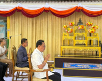 รองผู้ว่าราชการจังหวัดฯ เป็นประธานในพิธีเปิดงานสรงน้ำ-ปิดทอง ... พารามิเตอร์รูปภาพ 2