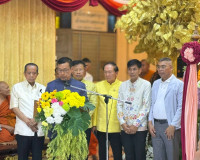 รองผู้ว่าราชการจังหวัดฯ เป็นประธานในพิธีเปิดงานสรงน้ำ-ปิดทอง ... พารามิเตอร์รูปภาพ 11