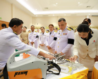 จังหวัดสุราษฎร์ธานีจัดพิธีถวายราชสักการะพระบาทสมเด็จพระบรมชน ... พารามิเตอร์รูปภาพ 34