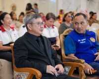 ผู้ว่าฯ สุราษฎร์ธานี เป็นประธานพิธีมอบวุฒิบัตรบัณฑิตน้อย โรง ... พารามิเตอร์รูปภาพ 4