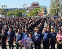 สุราษฎร์ธานีรวมพลังสตรีจาก 19 อำเภอ กว่า 20,000 คน แปรอักษร– ... พารามิเตอร์รูปภาพ 5