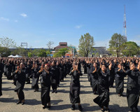 สุราษฎร์ธานีรวมพลังสตรีจาก 19 อำเภอ กว่า 20,000 คน แปรอักษร– ... พารามิเตอร์รูปภาพ 16