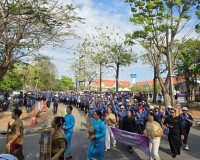 สุราษฎร์ธานีรวมพลังสตรีจาก 19 อำเภอ กว่า 20,000 คน แปรอักษร– ... พารามิเตอร์รูปภาพ 25