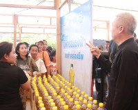 รองผู้ว่าราชการจังหวัดสุราษฎร์ธานี เป็นประธานเปิดงาน “มหกรรม ... พารามิเตอร์รูปภาพ 8