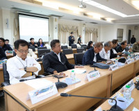รองผู้ว่าราชการจังหวัดสุราษฎร์ธานี เป็นประธานการประชุมคณะกรร ... พารามิเตอร์รูปภาพ 5
