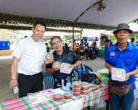 สุราษฎร์ธานีลงพื้นที่บ้านนาสาร ขับเคลื่อน “บำบัดทุกข์ บำรุงส ... พารามิเตอร์รูปภาพ 6