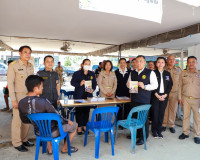 สุราษฎร์ธานีลงพื้นที่บ้านนาสาร ขับเคลื่อน “บำบัดทุกข์ บำรุงส ... พารามิเตอร์รูปภาพ 7