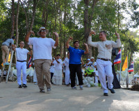พลังศรัทธาเนืองแน่น! สุราษฎร์ธานีรวมใจเป็นหนึ่ง แห่ผ้าห่มพระ ... พารามิเตอร์รูปภาพ 33