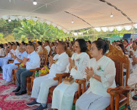วัดป่าเขาพนมวัง อ.กาญจนดิษฐ์ จัดพิธียกพระเกตุทองคำ พร้อมฉลอง ... พารามิเตอร์รูปภาพ 18