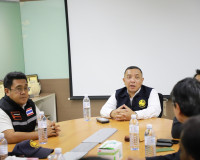 ผู้ว่าฯ สุราษฎร์ธานี ลงพื้นที่ตรวจคลังน้ำมันในจังหวัด สร้างค ... พารามิเตอร์รูปภาพ 12