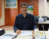 รองผู้ว่าราชการจังหวัดสุราษฎร์ธานี เป็นประธานการประชุมคณะกรร ... พารามิเตอร์รูปภาพ 3