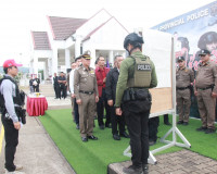 ตำรวจภูธรจังหวัดสุราษฎร์ธานีฝึกทบทวนการใช้อาวุธปืนและการเตรี ... พารามิเตอร์รูปภาพ 6