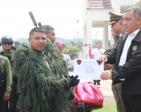 ตำรวจภูธรจังหวัดสุราษฎร์ธานีฝึกทบทวนการใช้อาวุธปืนและการเตรี ... พารามิเตอร์รูปภาพ 20