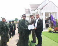 ตำรวจภูธรจังหวัดสุราษฎร์ธานีฝึกทบทวนการใช้อาวุธปืนและการเตรี ... พารามิเตอร์รูปภาพ 25