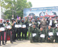 ตำรวจภูธรจังหวัดสุราษฎร์ธานีฝึกทบทวนการใช้อาวุธปืนและการเตรี ... พารามิเตอร์รูปภาพ 32