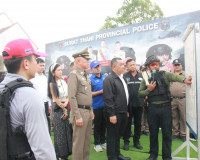 ตำรวจภูธรจังหวัดสุราษฎร์ธานีฝึกทบทวนการใช้อาวุธปืนและการเตรี ... พารามิเตอร์รูปภาพ 55